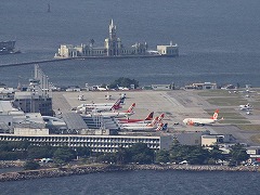 IfWlC:CƎR̊Ԃ̃JIJi  Rio de Janeiro: Carioca Landscapes between the Mountain and the Sea