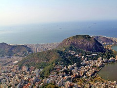 IfWlC:CƎR̊Ԃ̃JIJi  Rio de Janeiro: Carioca Landscapes between the Mountain and the Sea