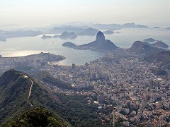 リオデジャネイロ:海と山の間のカリオカ風景 Rio de Janeiro: Carioca Landscapes between the Mountain and the Sea
