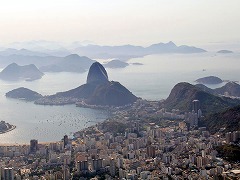 リオデジャネイロ:海と山の間のカリオカ風景 Rio de Janeiro: Carioca Landscapes between the Mountain and the Sea