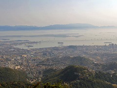 リオデジャネイロ:海と山の間のカリオカ風景 Rio de Janeiro: Carioca Landscapes between the Mountain and the Sea