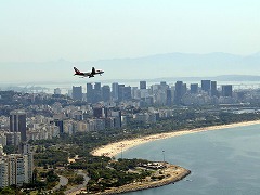 リオデジャネイロ:海と山の間のカリオカ風景 Rio de Janeiro: Carioca Landscapes between the Mountain and the Sea