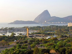 リオデジャネイロ:海と山の間のカリオカ風景 Rio de Janeiro: Carioca Landscapes between the Mountain and the Sea