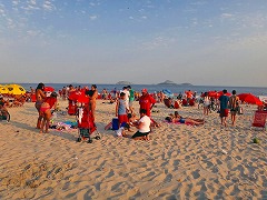 IfWlC:CƎR̊Ԃ̃JIJi  Rio de Janeiro: Carioca Landscapes between the Mountain and the Sea