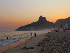 リオデジャネイロ:海と山の間のカリオカ風景 Rio de Janeiro: Carioca Landscapes between the Mountain and the Sea