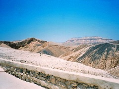 古代都市テーベとその墓地遺跡 /Ancient Thebes with its Necropolis